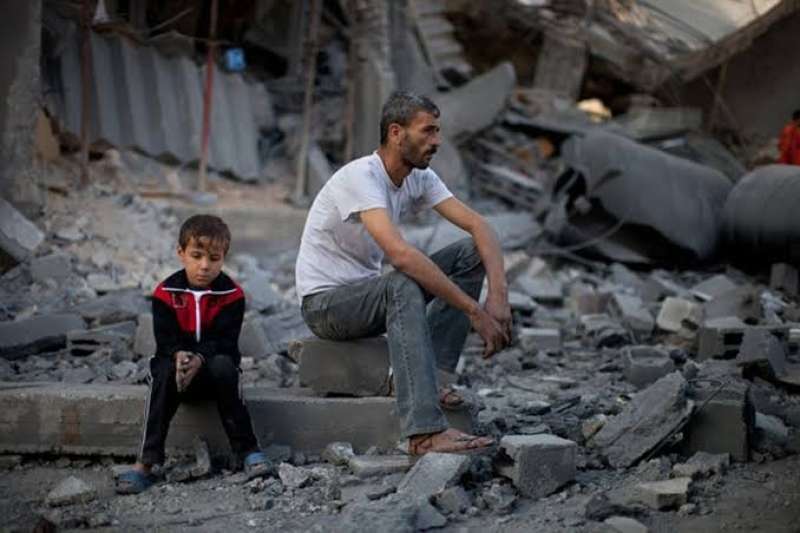 مركز الملك سلمان للإغاثة يواصل توزيع مساعداته الإنسانية على المتضررين في غزة