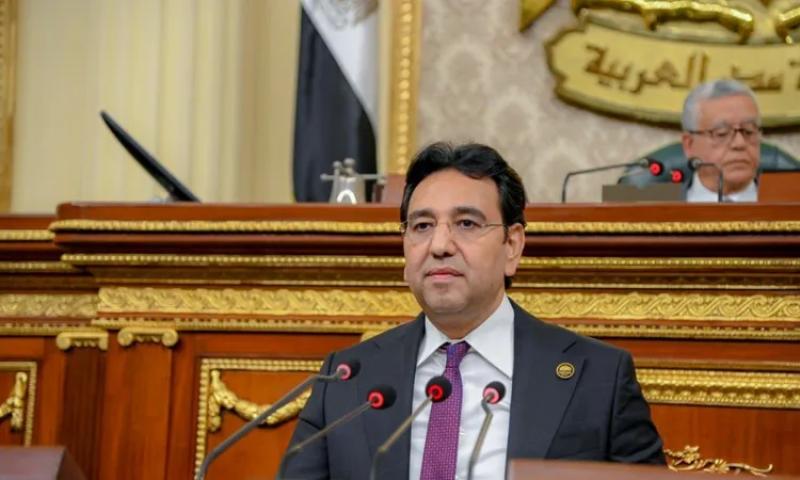 برلماني: الأزمة الاقتصادية تتطلب مشاركة كافة الجهات والشخصيات والخبراء لانتشال مصر