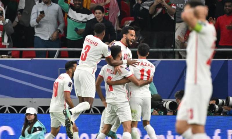 للمرة الأولى في تاريخه.. منتخب الأردن يتأهل لنهائي كأس آسيا