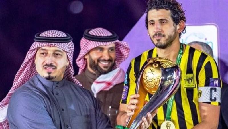 أحمد حجازي مع كأس السوبر السعودي