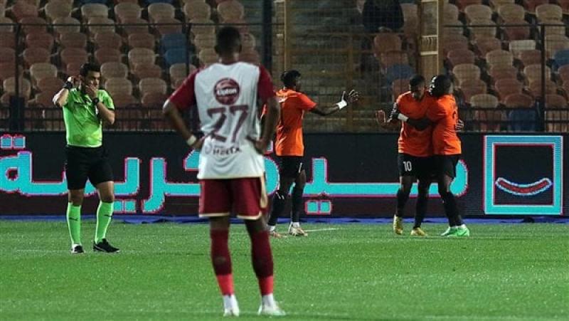 الأهلي يشكو حكم مباراة البنك لاتحاد الكرة بعد واقعة أيمن أشرف