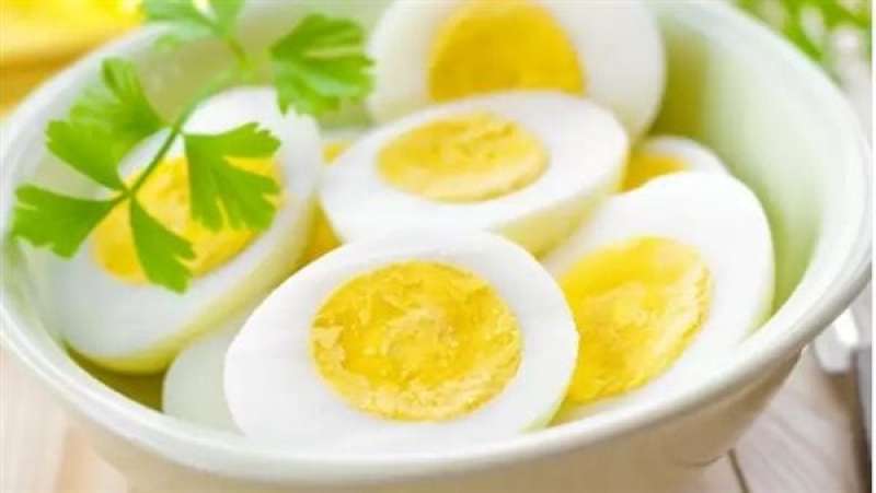 ماذا يحدث للجسم عند تناول البيضة كاملة ؟