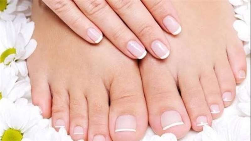 5 طرق سهلة للتخلص من الجلد الميت المتراكم حول الأصابع