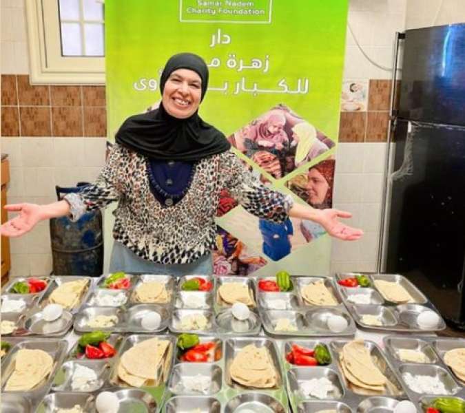 «بحب وسعادة».. سيدة القصر: اتفضلوا معانا الفطور جاهز