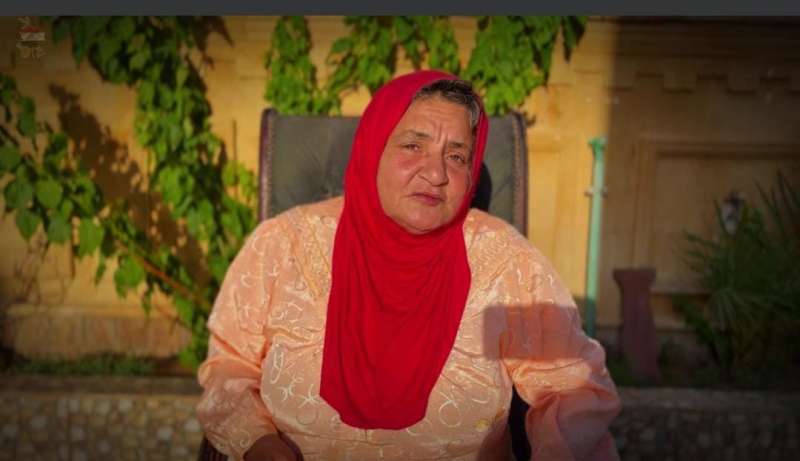 شاهد بالفيديو.. ملكة زهرة مصر تشاركنا مواهبها بدار زهرة مصر