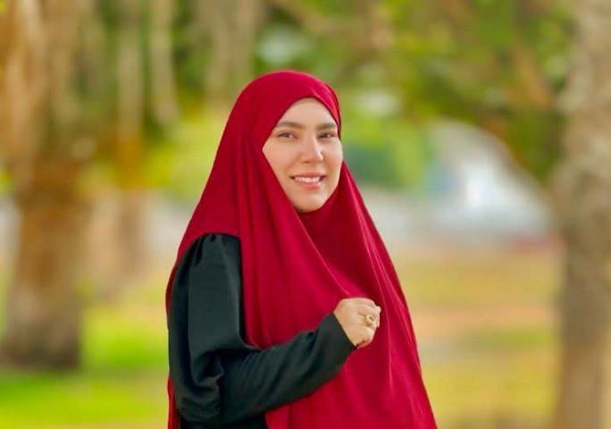 سمر نديم تناشد متابعيها بالدعاء لوالدها: ”وجعي على بابا مايتوصفش”
