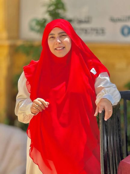 سمر نديم تتألق بإطلالة شرعية أنيقة وتُعبر عن فخرها بالزي الإسلامي