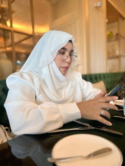سمر نديم.. من فتاة بسيطة في ”عين شمس” إلى صانعة الأمل ومأوى الكبار بلا ملاذ