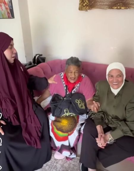 شاهد بالفيديو... سمر نديم تُشيد بزيارة مؤثرة لوالدة الفنان عماد زيادة في زهرة مصر