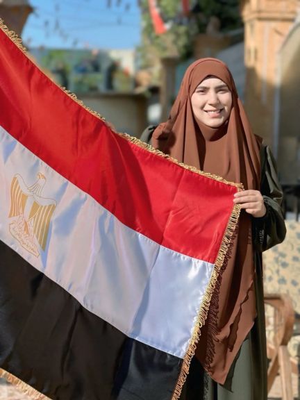 في ذكرى 30 يونيو.. سمر نديم: ”تحيا مصر.. تحيا جهودنا المشتركة ورؤية قائدنا