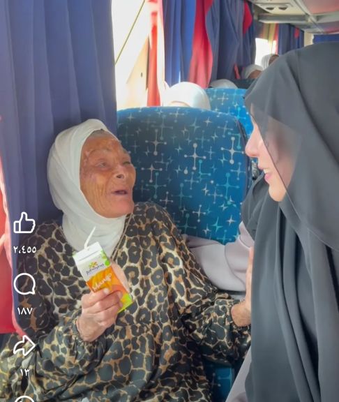 سمر نديم تصحب سيدات القصر في نزهة غداء وتُدخل السعادة إلى قلوبهن