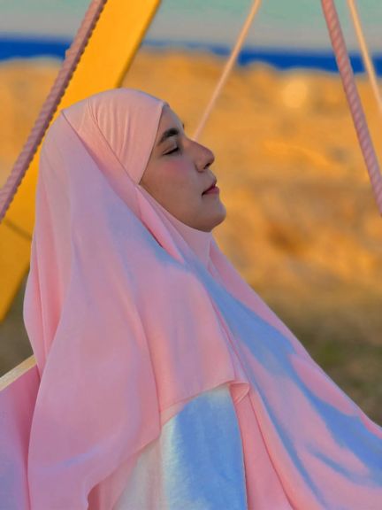 سمر نديم: ”ثقتي في الله أكبر من كل التحديات… ومكملة عشان الغلابة”