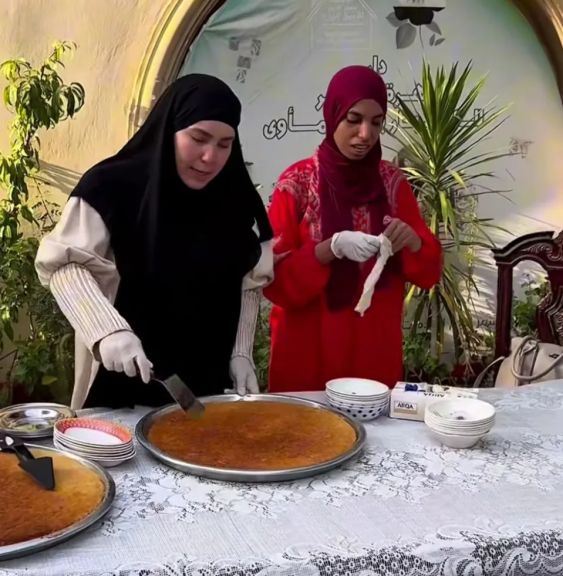 سمر نديم وضحى